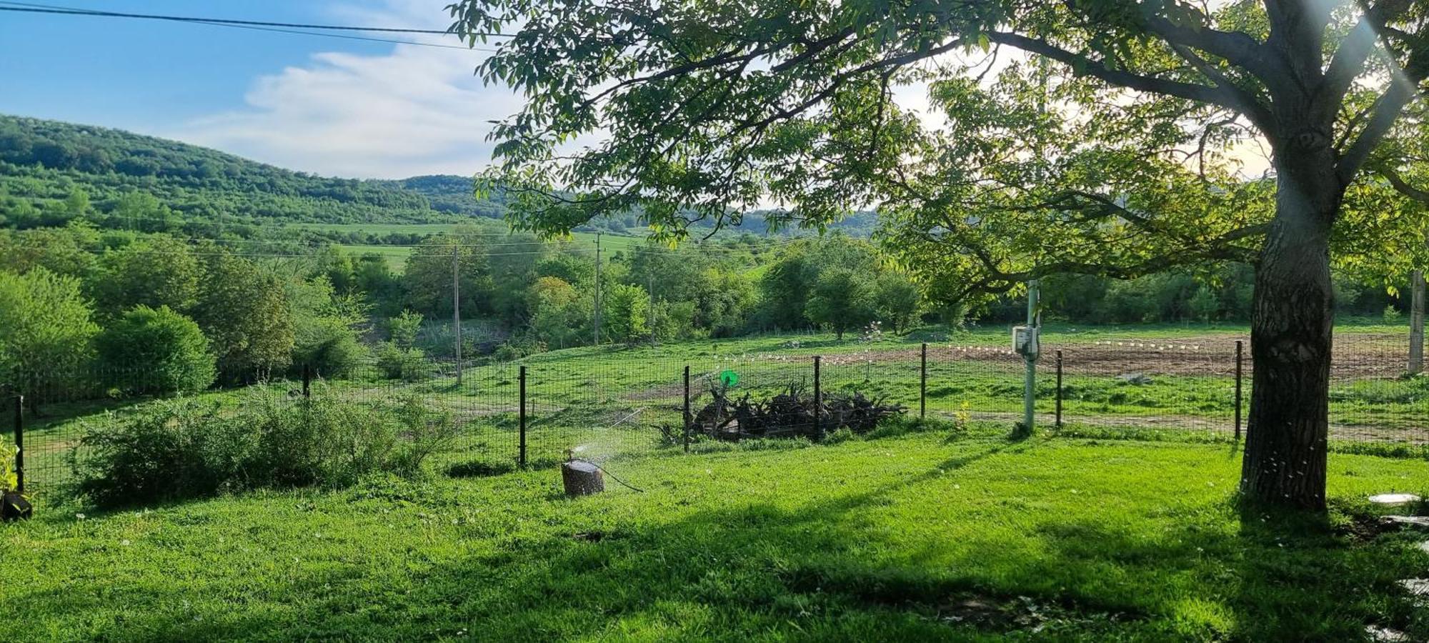 Вила "Намасте" С Панорамна Гледка И Камина На Дърва Λόβετς Εξωτερικό φωτογραφία